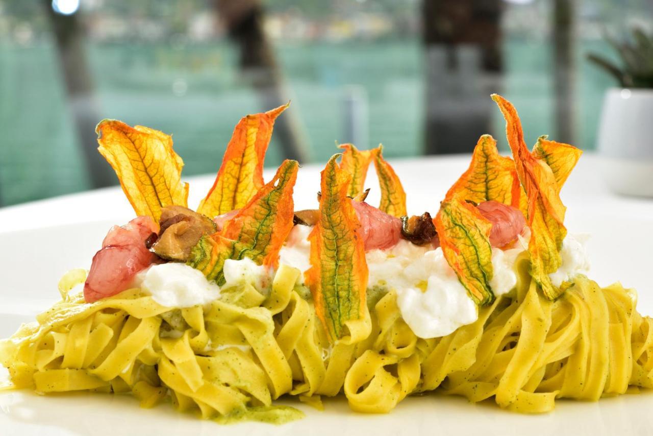 Swiss Diamond Hotel & Spa Morcote Exterior foto Tagliolini with zucchini flowers
